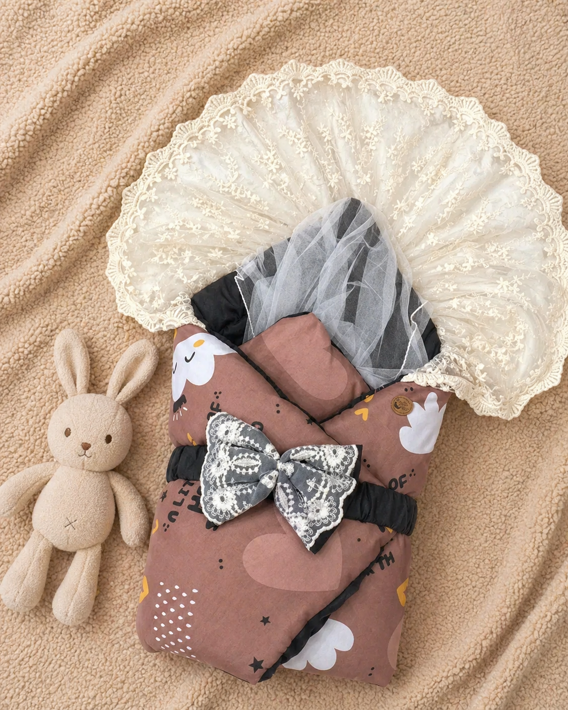 Royal Vintage Carry Nest– Brown & Ivory
