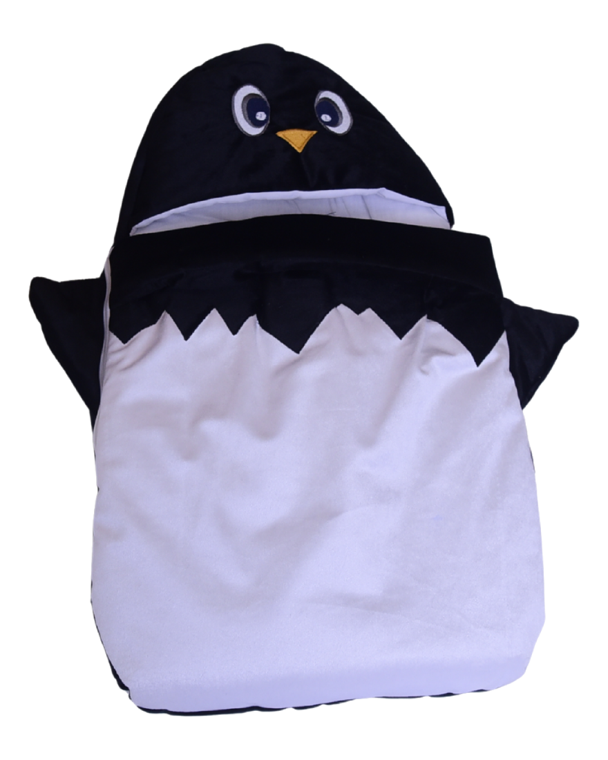Pengiun Character Black Coy Carry Nest